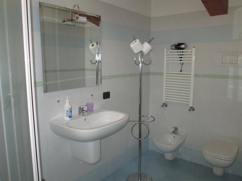 B&B Agli Ulivi Manerba del Garda Zimmer foto